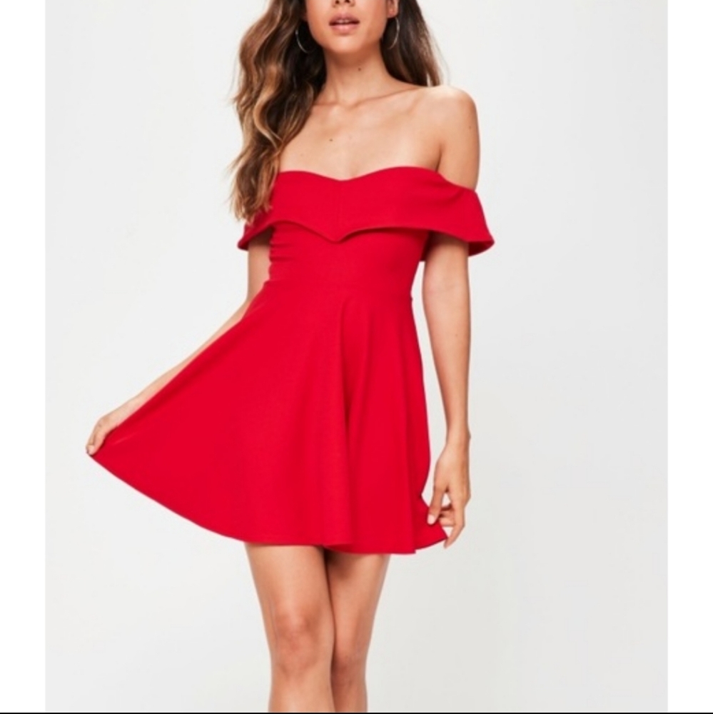 Missguided Bardot off the shoulder red skater mini dress size small - Picture 1 of 4